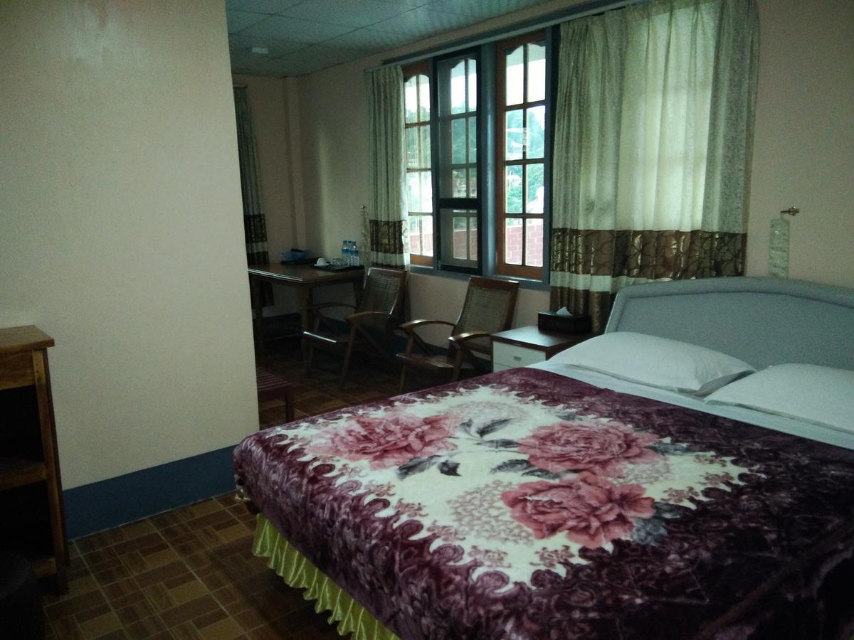 Dormitory @ Golden Kalaw Hotel Exterior photo